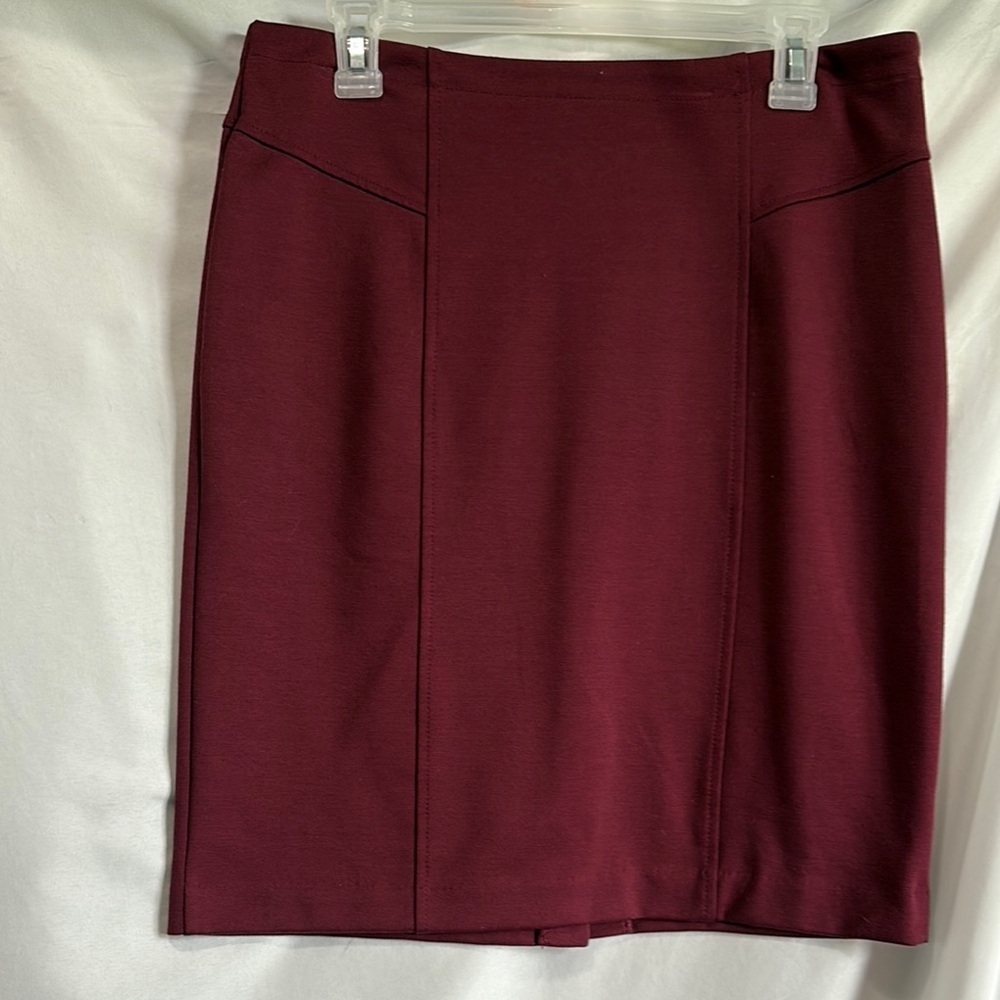 MM85 George Women's Burgundy Pencil Skirt